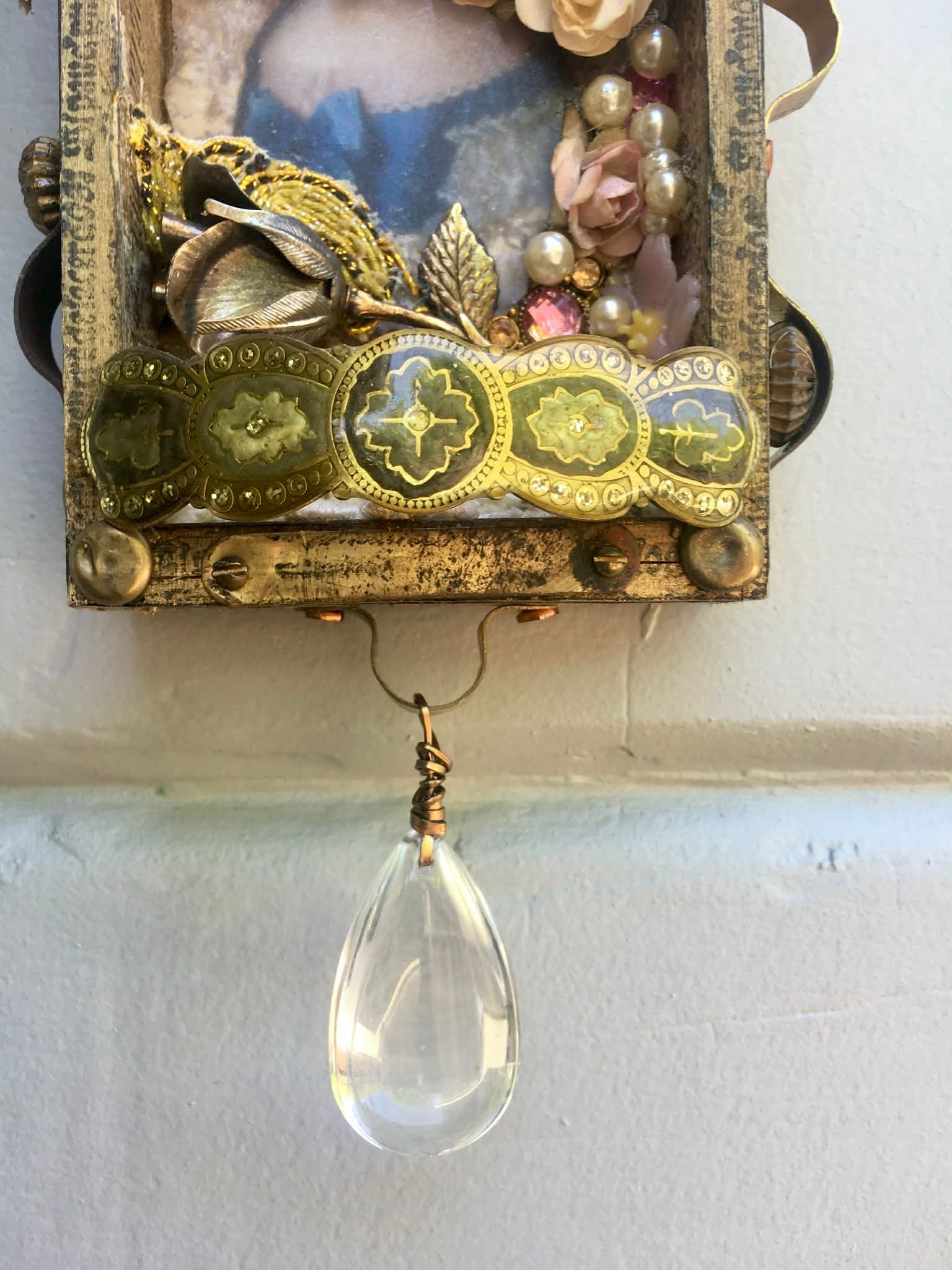 “Marie Antoinette’s Courtly Reliquary” — Ornate Rococo Shadow Box Sculpture