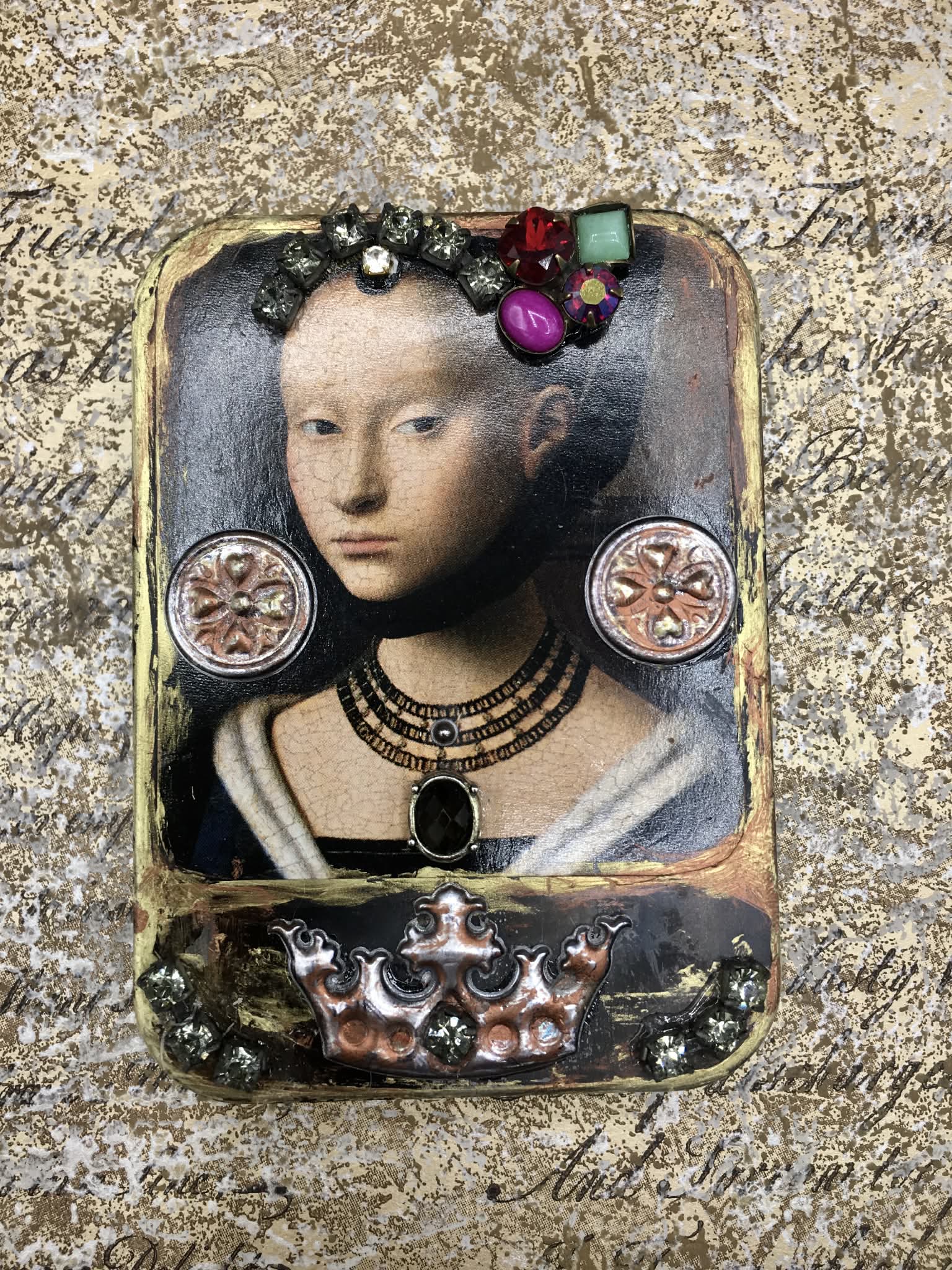 “Medieval Prayer Box – Illuminated Mini Reliquary Tin with Handmade Prayer Book”