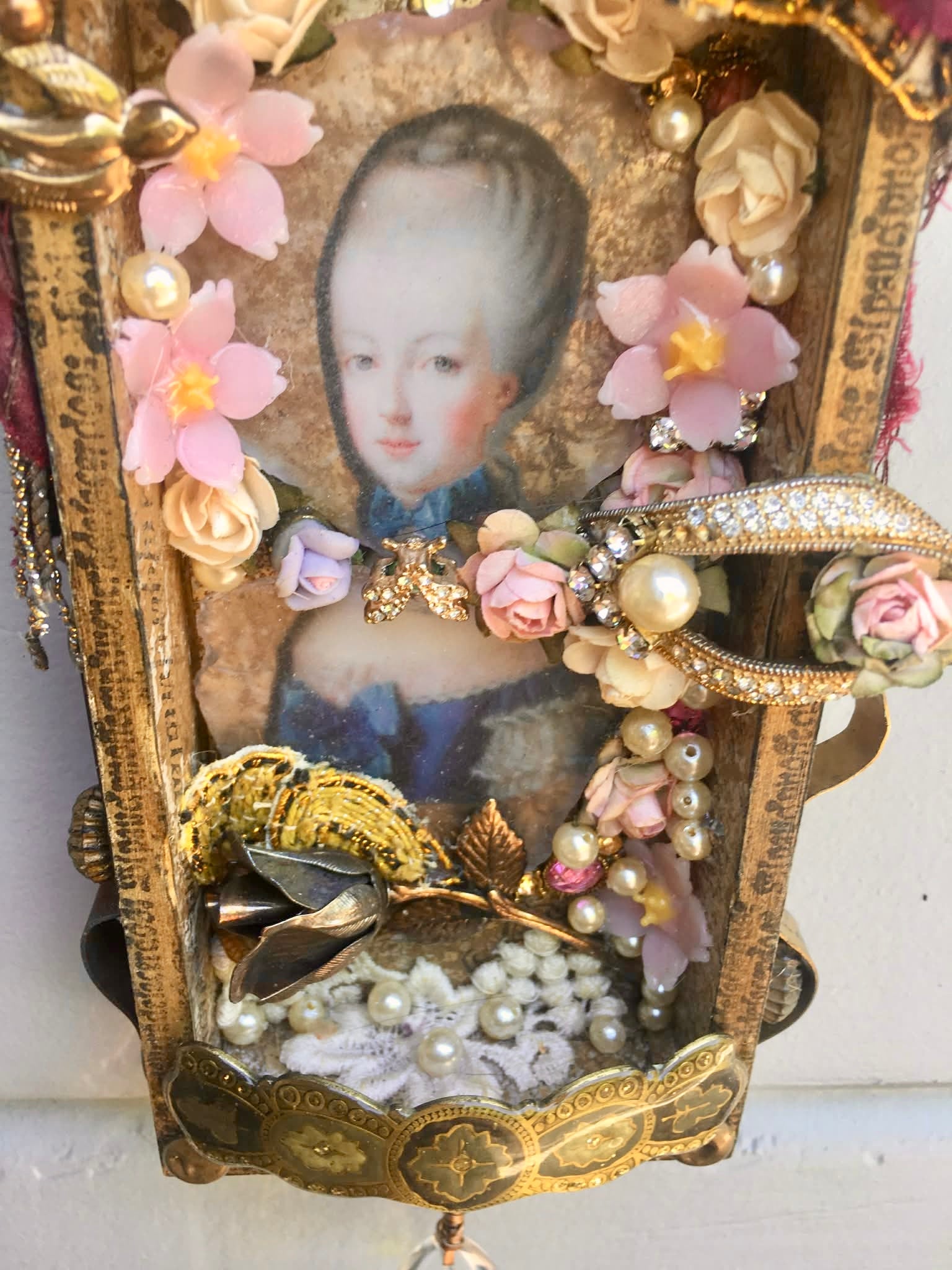 “Marie Antoinette’s Courtly Reliquary” — Ornate Rococo Shadow Box Sculpture