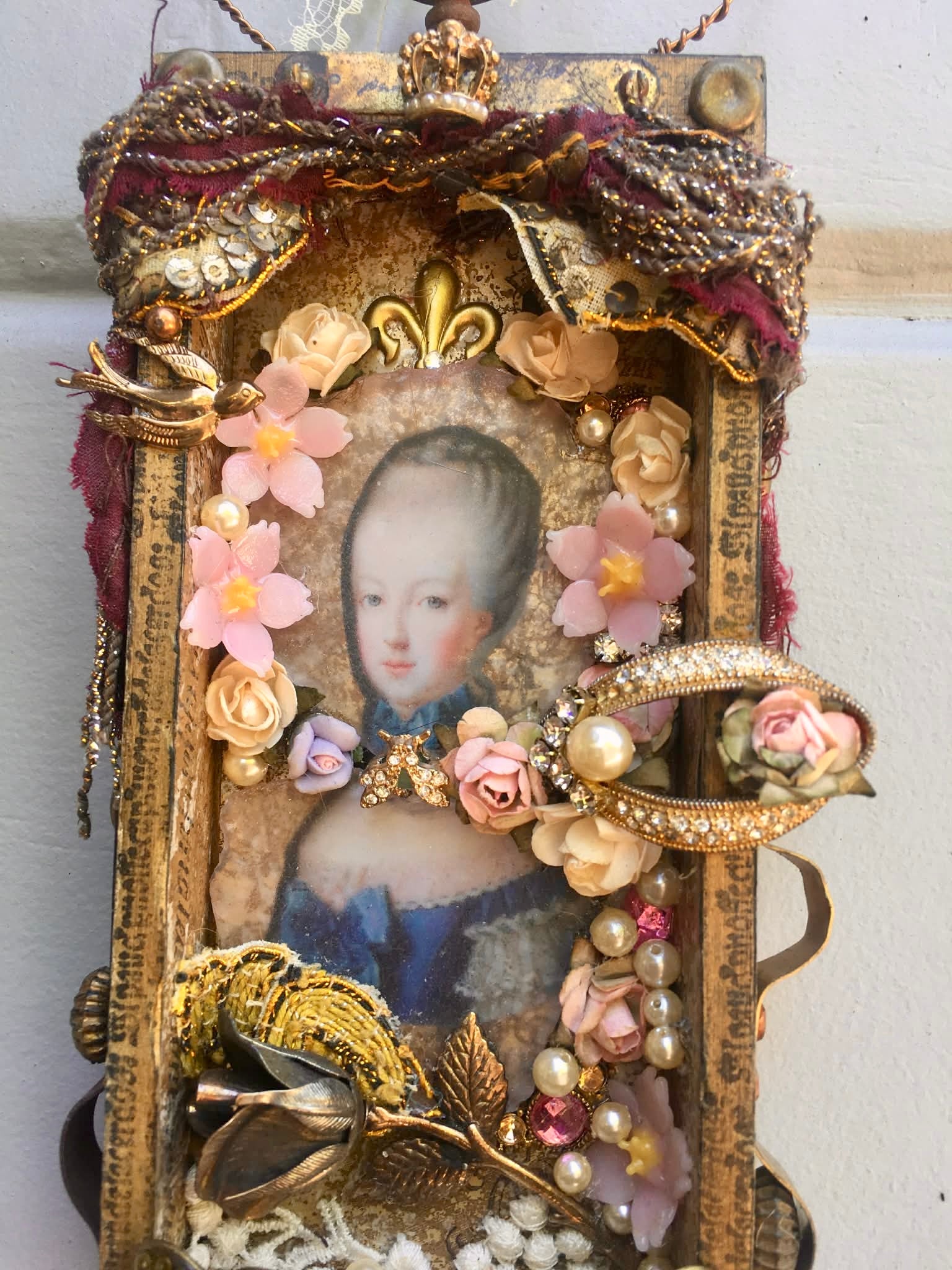 “Marie Antoinette’s Courtly Reliquary” — Ornate Rococo Shadow Box Sculpture